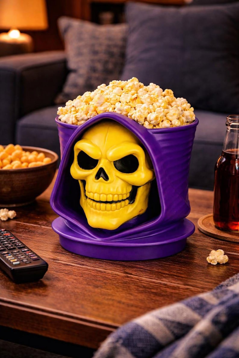 Hand Painted Skeletor Popcorn Bowl | Geek Decor
