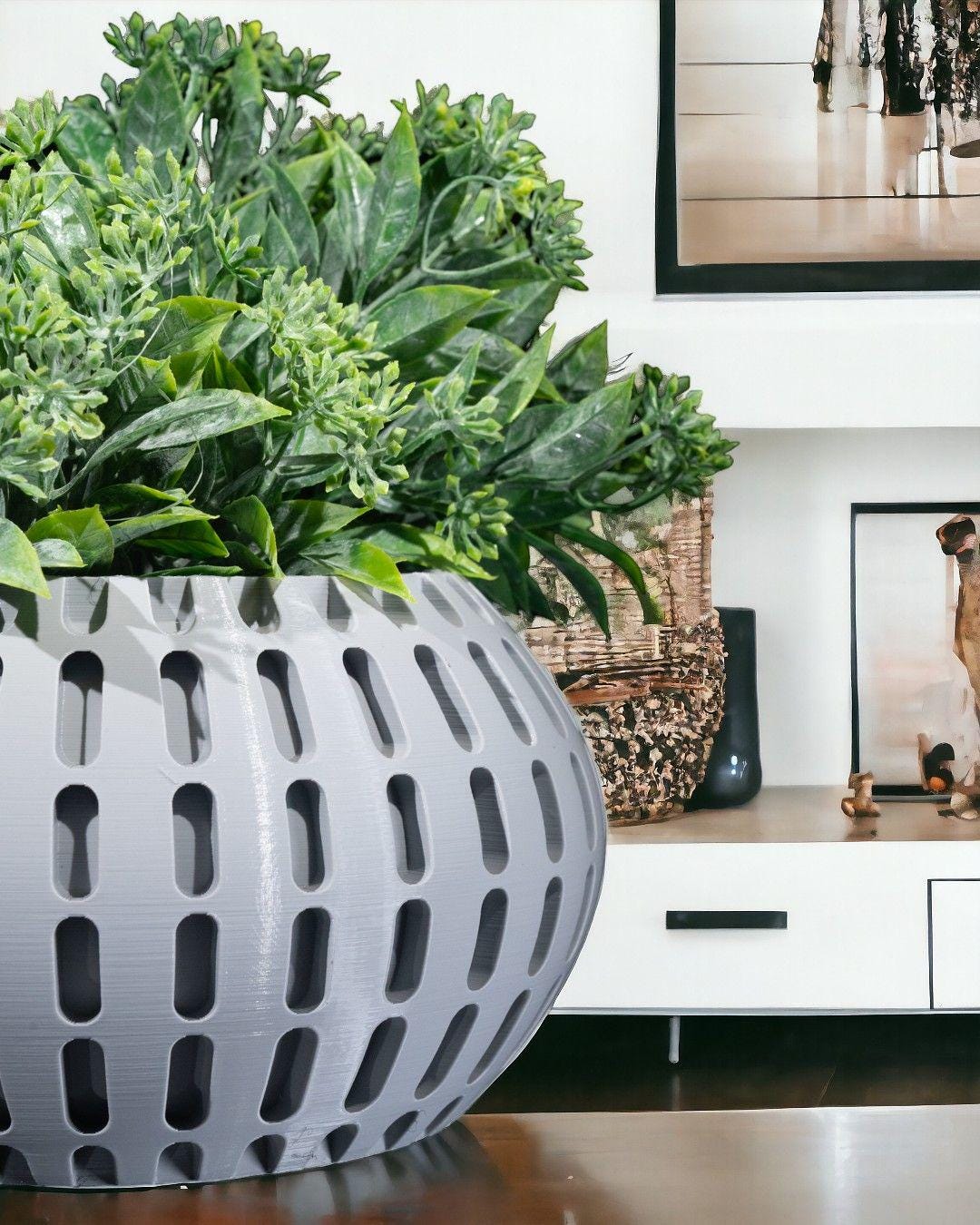 Halo Planter – Modern Decorative Vase for Stylish Homes
