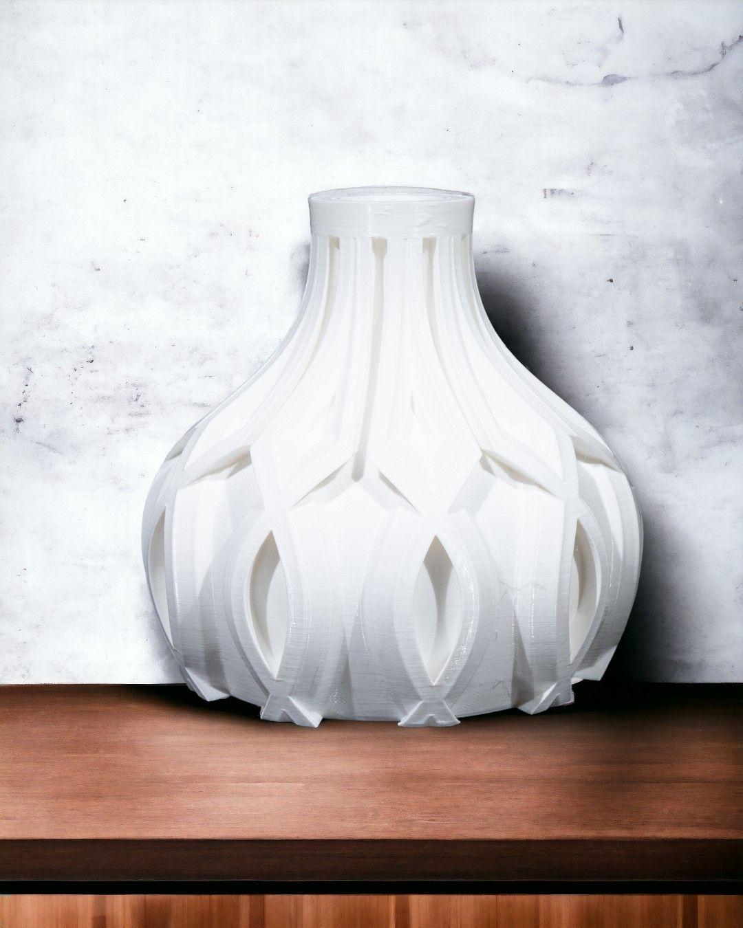 Petal Bloom Vase – 3D Printed Home Decor