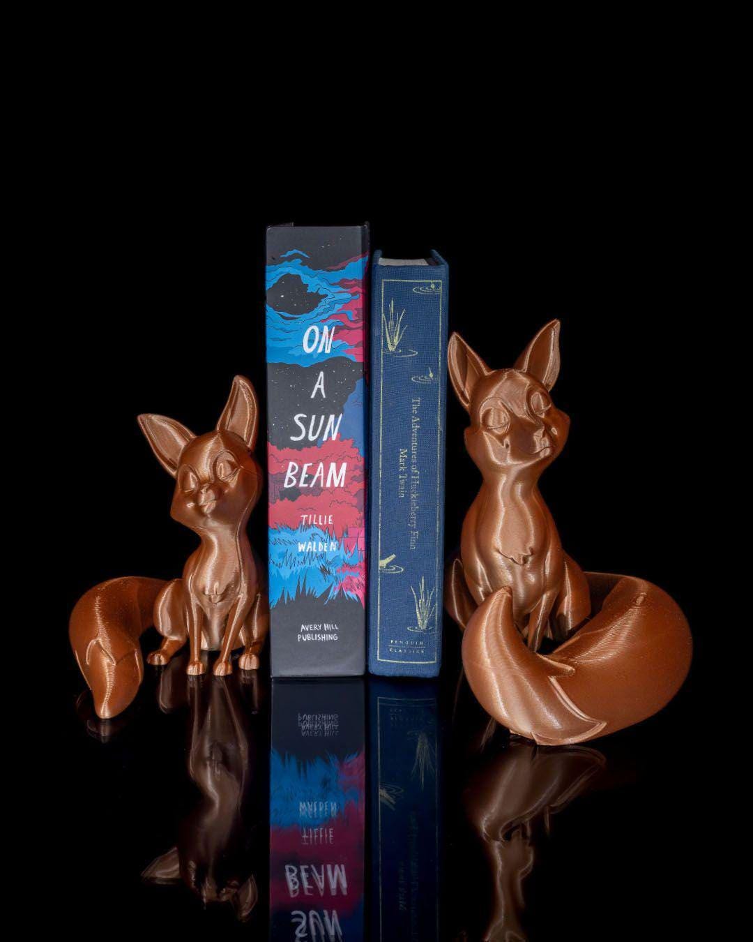 Fox Bookend – Peaceful Woodland 3D Printed Shelf Decor