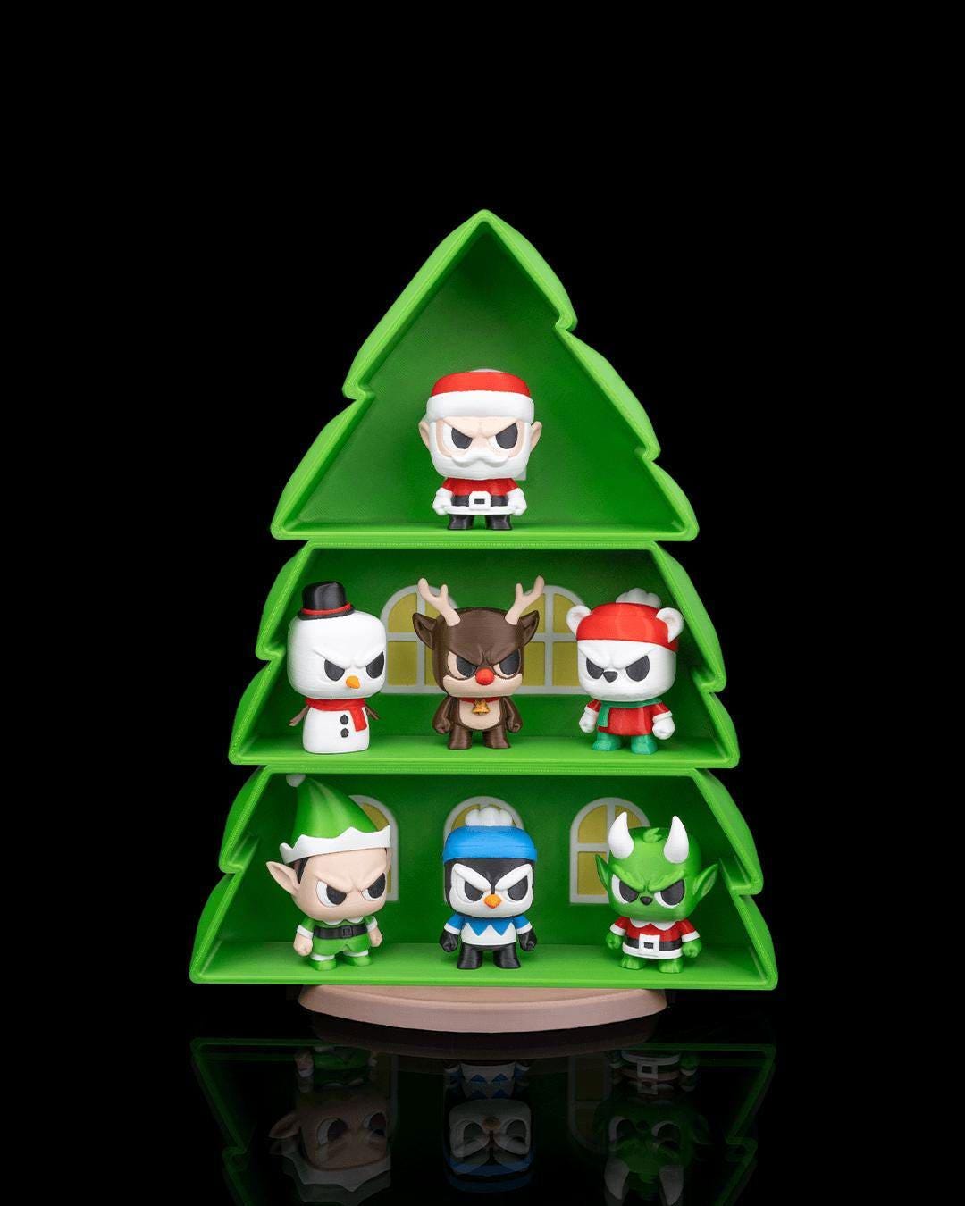 Anty Holiday Display Stand – Handmade Christmas Character Shelf Decor