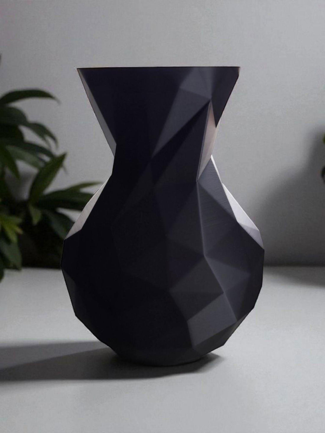 Minimalist Low Poly Polygon Vase – Modern Geometric Home Decor