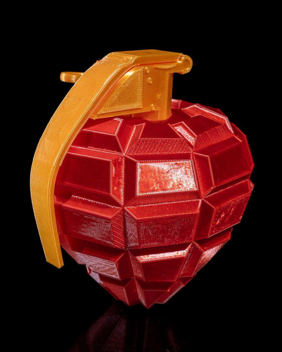 Romantic Heart Bomb Decorative Figurine Handmade Home Decor Gift
