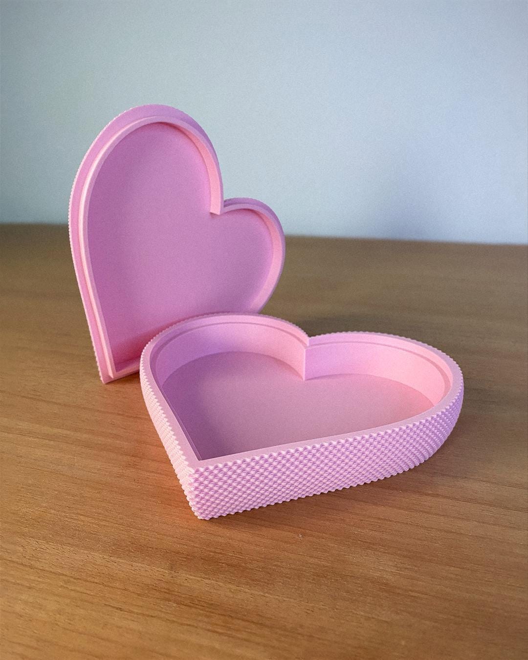 3D Printed Heart Box – Valentine's Day Gift, Desk Organizer