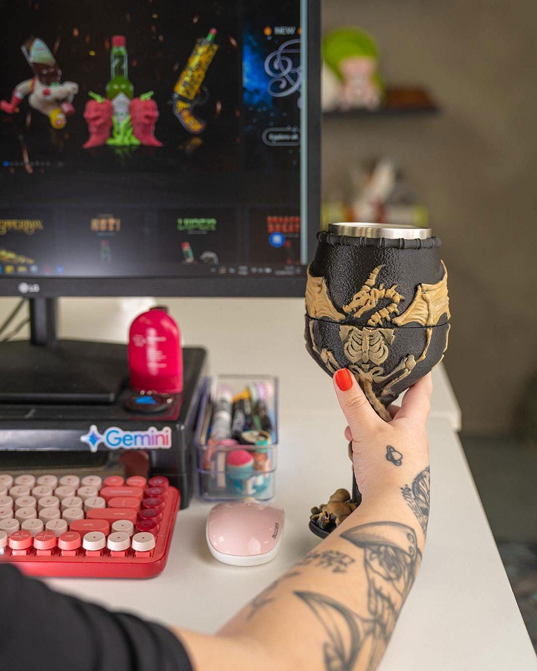 Skull Bones Cup Holder