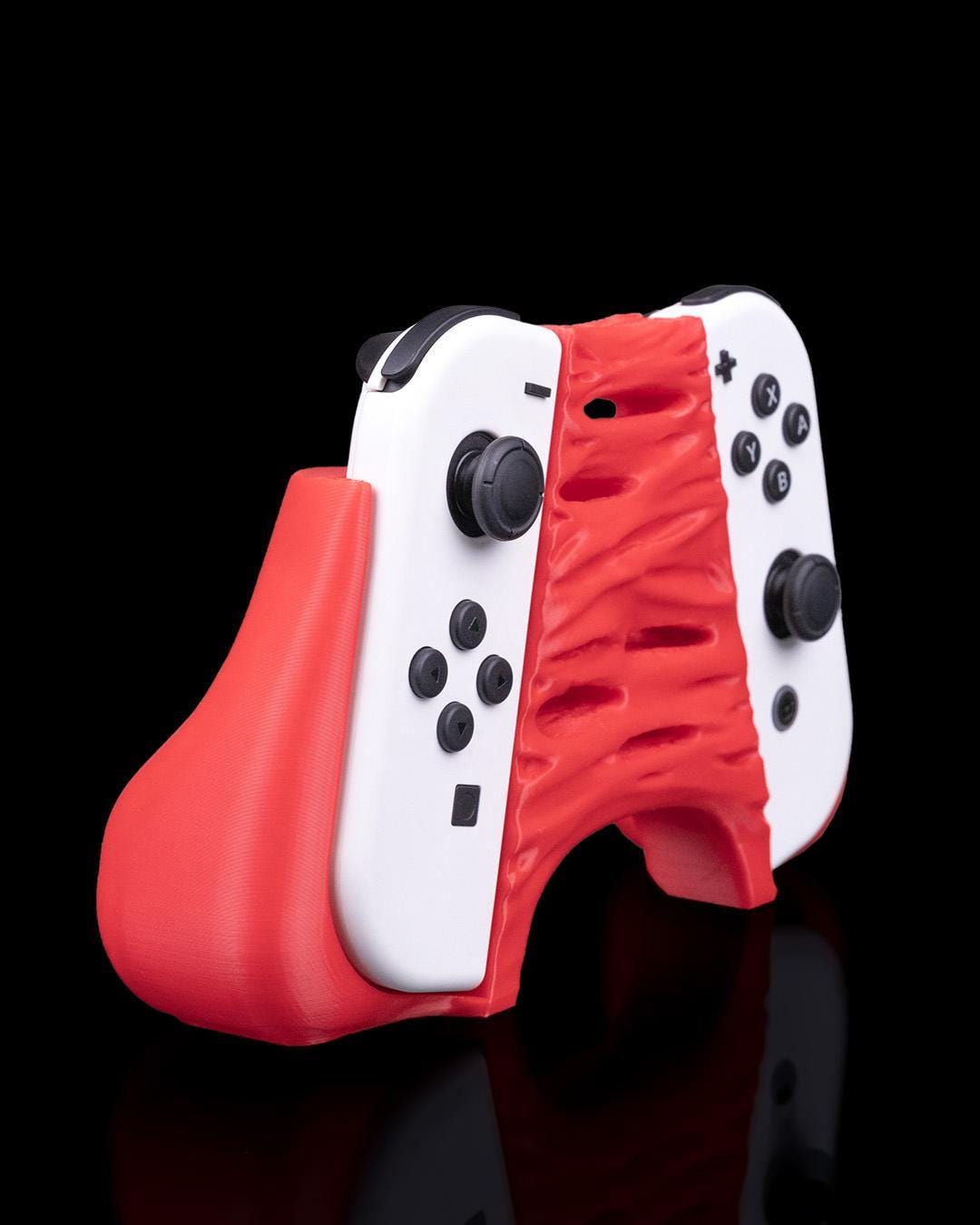 Stretch & Snap Grip – Nintendo Switch Controller Holder