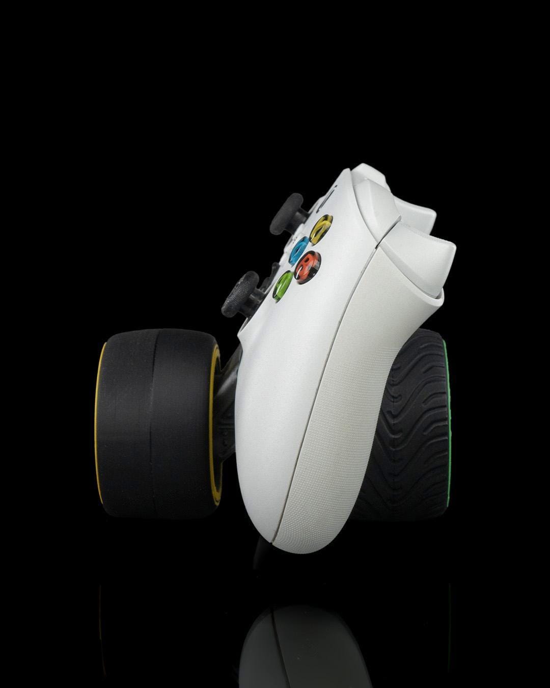 Tire Controller Holder – Modular Stand for PS5 & Xbox