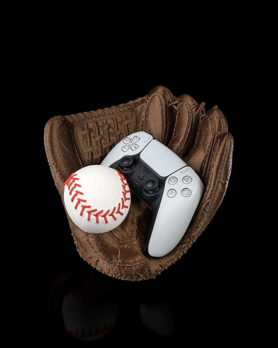 Baseball Controller Holder – Detachable Ball Stand for PS5 & Xbox