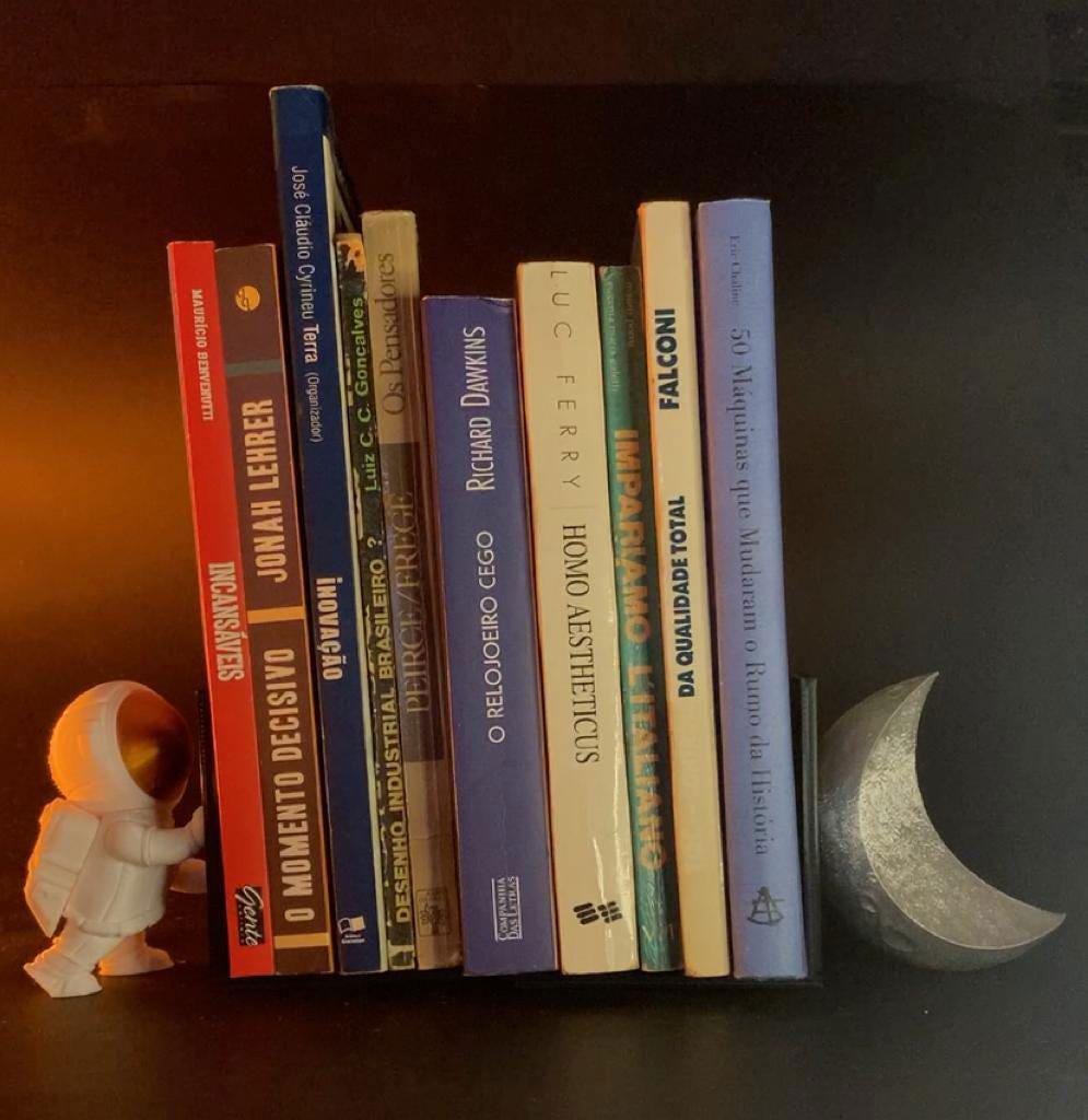 Astronaut Bookend – Space Explorer Shelf Decor