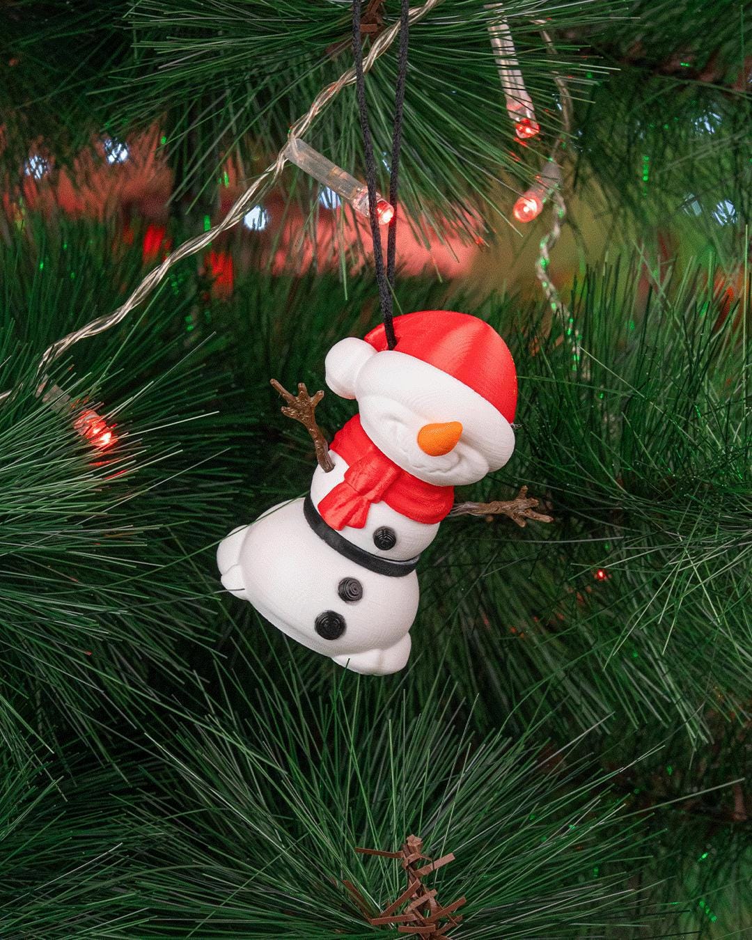 Handmade Snowman Figurine – Frosty Christmas Decoration