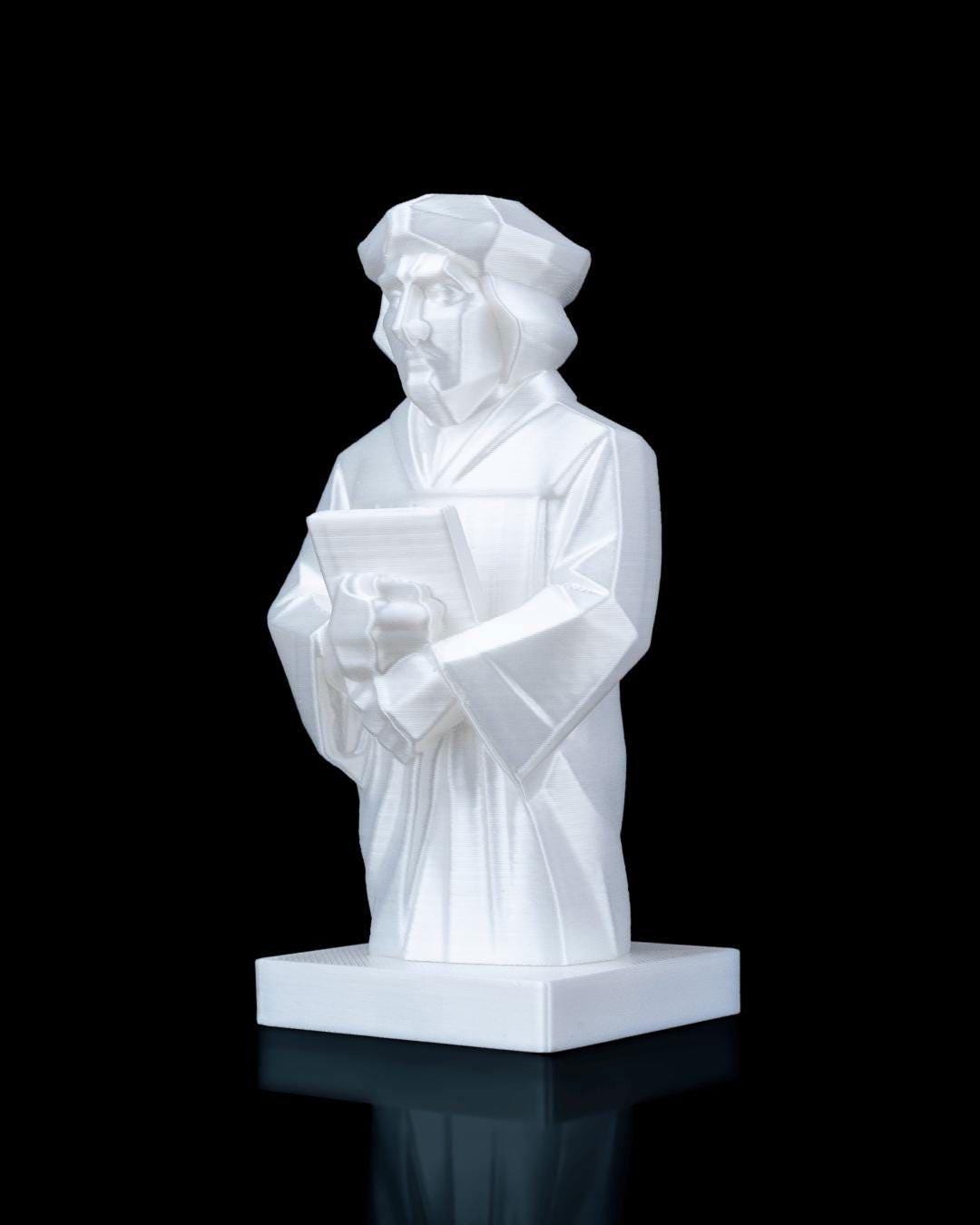 Handmade Historical-Inspired Miniature Statue – Classic Scholar Figurine