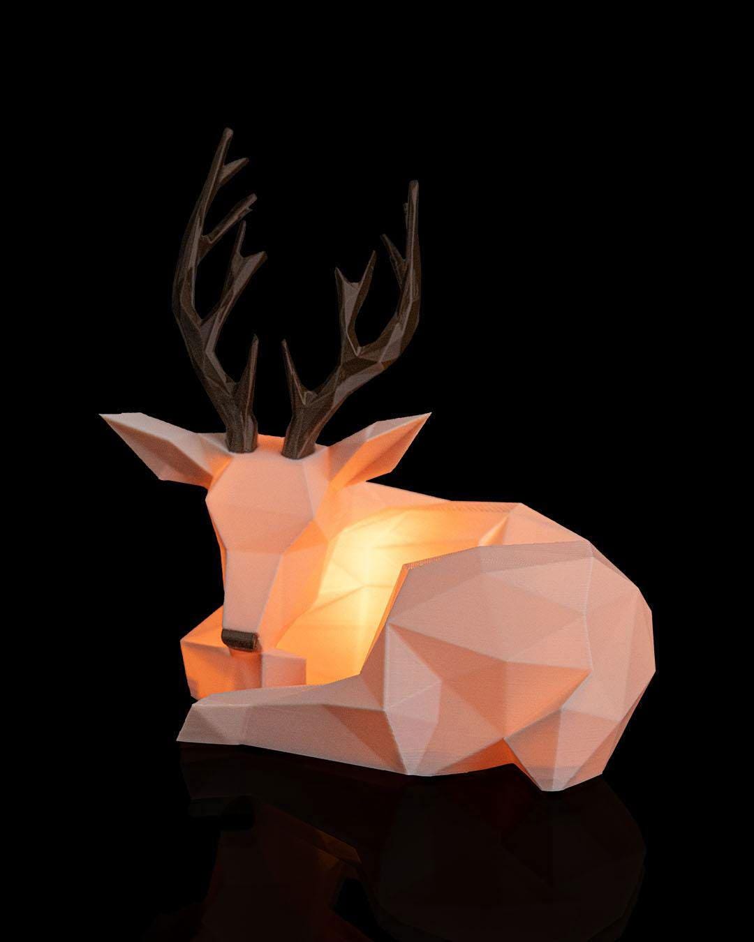 Lowpoly Reindeer Lantern – Handmade Christmas LED Candle Decor