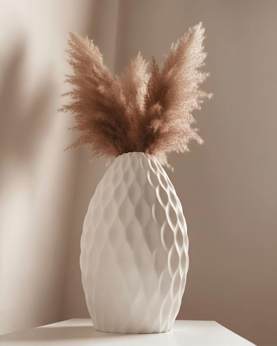 Riva Textured Vase 3D Printed Modern Home Decor Minimalist Sculptural Flower Vase