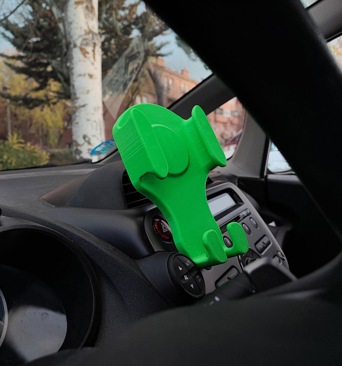 Car Vent Phone Holder – Crocodile Minimal Clip for Safe Navigation