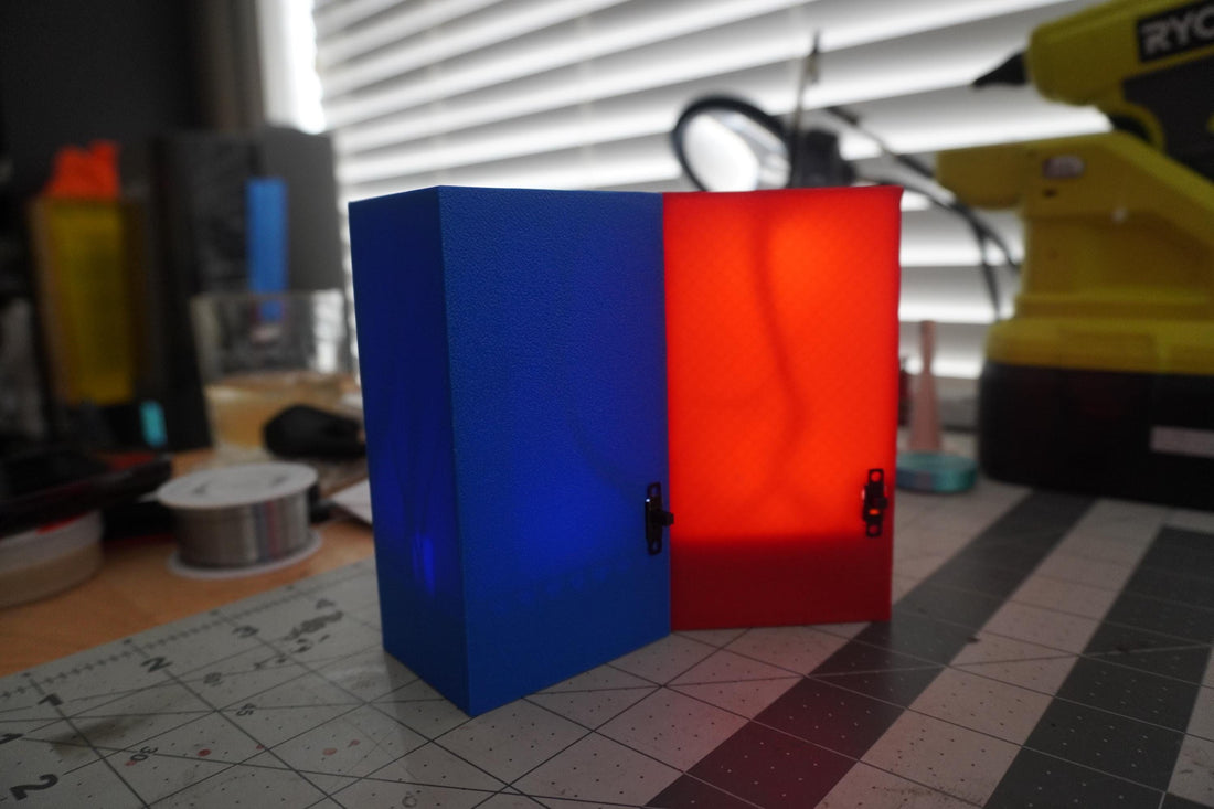 Mini Retro Soda Machine LED Lamp Cyberpunk Desk Light Decorative Vending Machine