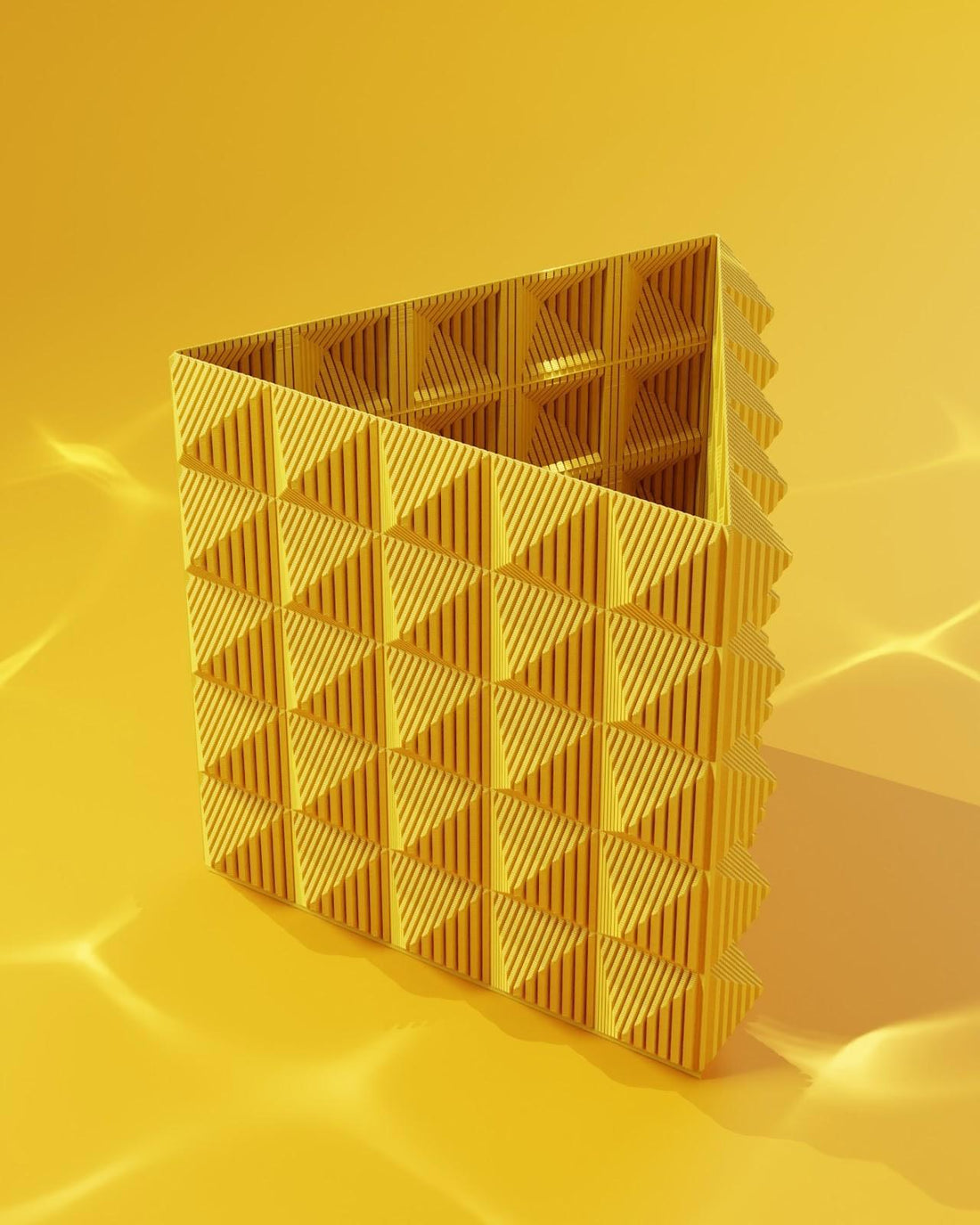 Handmade Geometric Vase – Modern Triangle Pattern Home Decor